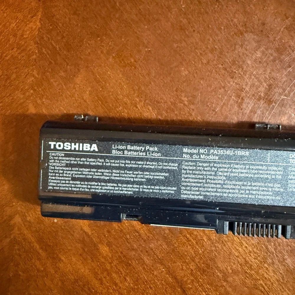 Toshiba Satellite L305-S5921 Laptop Intel Pentium Windows Vista Black only parts
